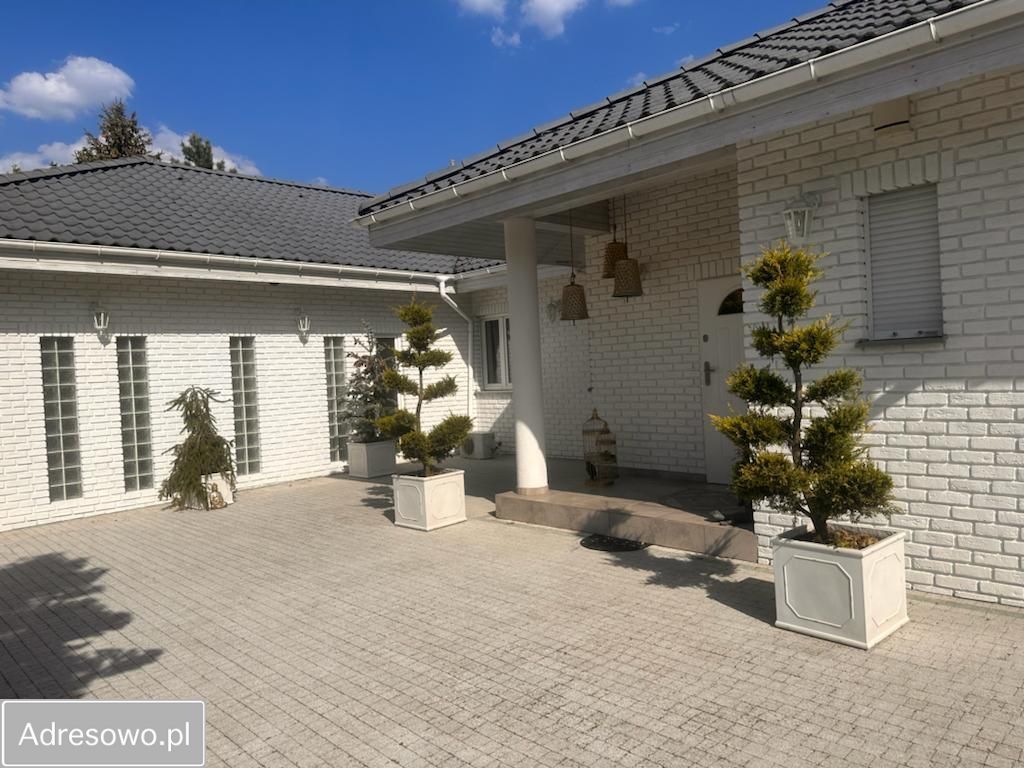 dom wolnostojący, 5 pokoi Chyby