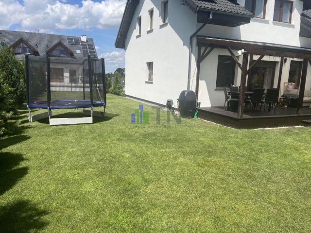 bliźniak, 4 pokoje Dobrzykowice. Zdjęcie 1