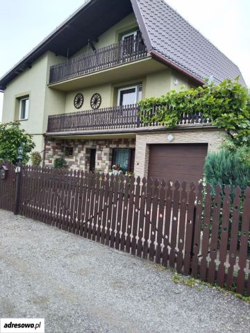 dom wolnostojący, 9 pokoi Ustroń, ul. Wiejska. Zdjęcie 1