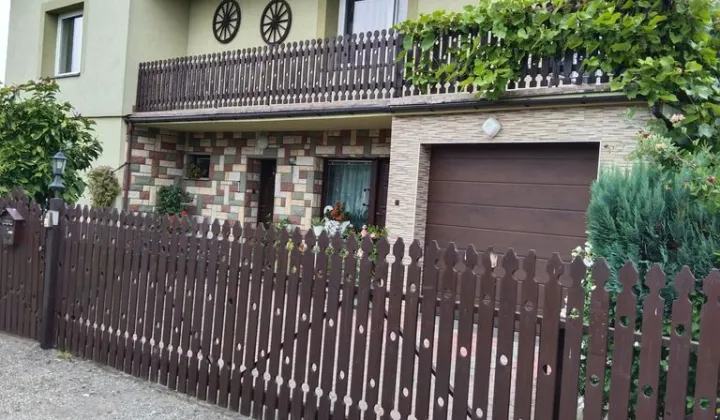 dom wolnostojący, 9 pokoi Ustroń, ul. Wiejska