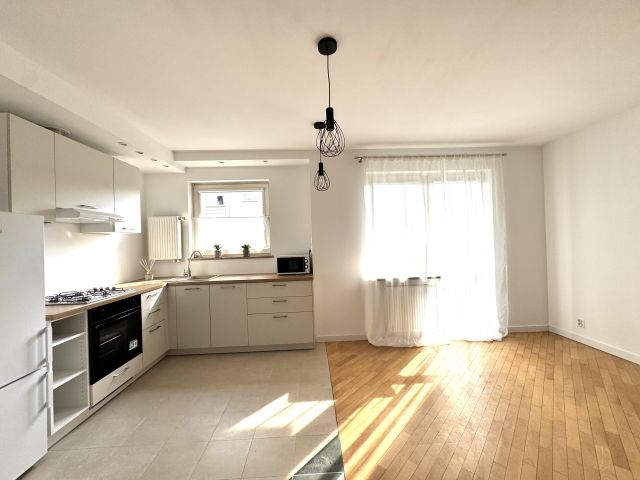 Mieszkanie 2-pokojowe Warszawa Mokotów, ul. Bartycka. Zdjęcie 1