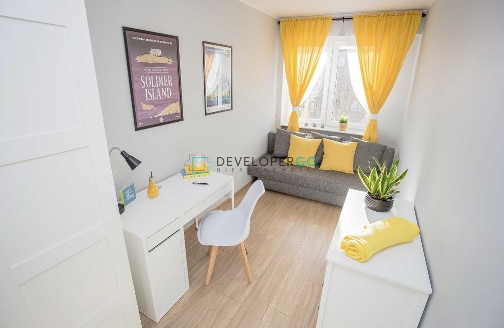 Mieszkanie 4-pokojowe Białystok, ul. Warszawska. Zdjęcie 3