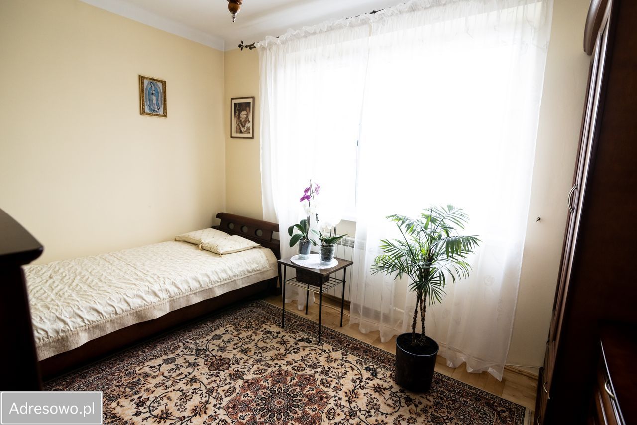 dom wolnostojący, 4 pokoje Radomsko, ul. Kwiatowa. Zdjęcie 7