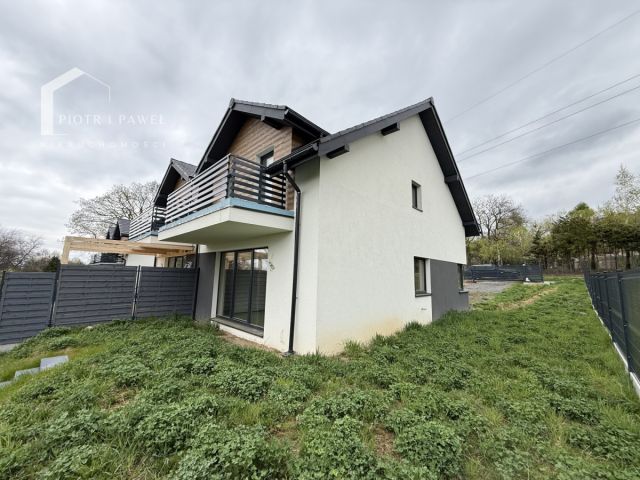 bliźniak, 5 pokoi Bielsko-Biała Komorowice Krakowskie, ul. Dumna. Zdjęcie 2