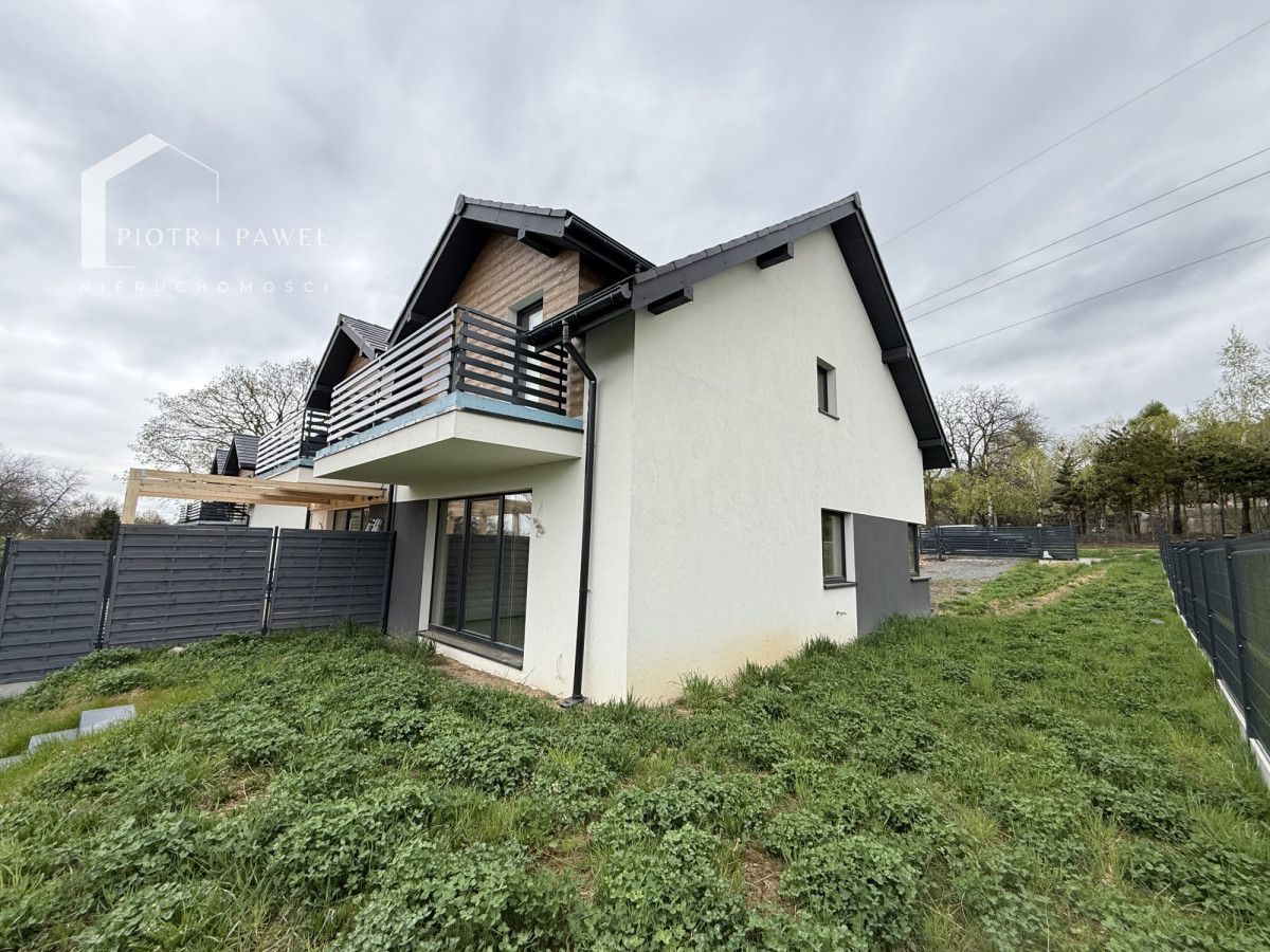 bliźniak, 5 pokoi Bielsko-Biała Komorowice Krakowskie, ul. Dumna. Zdjęcie 2