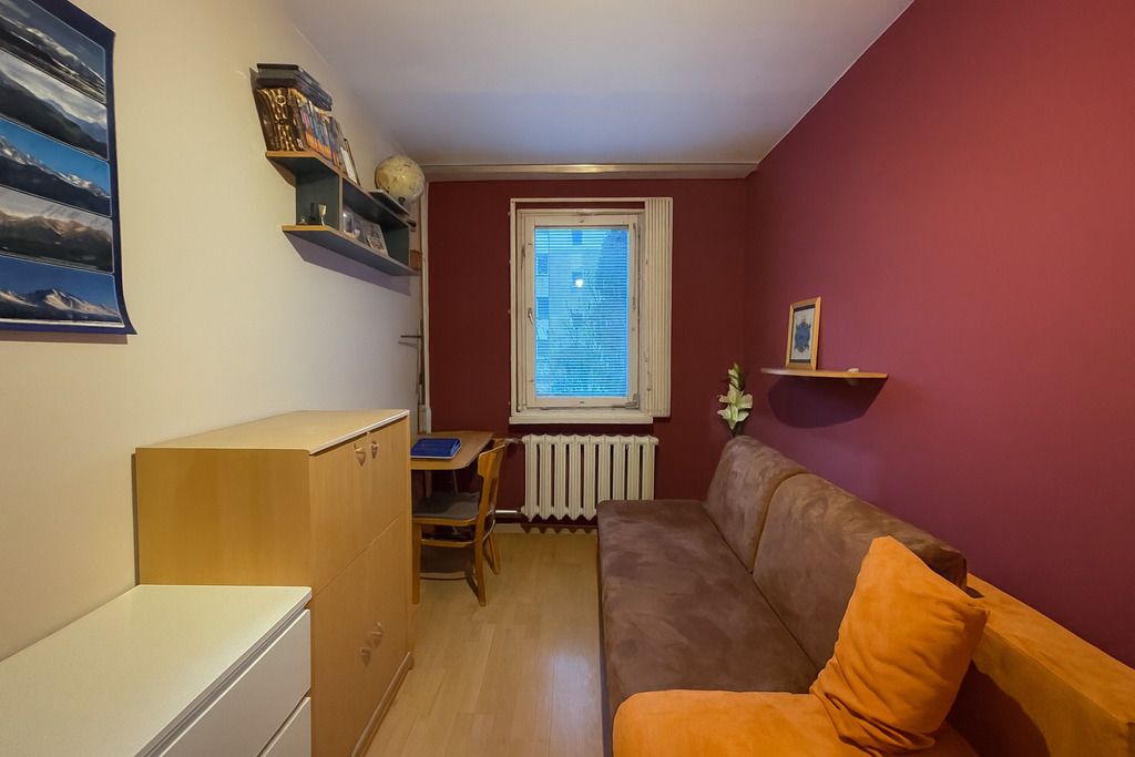 Mieszkanie 3-pokojowe Łódź Julianów. Zdjęcie 2