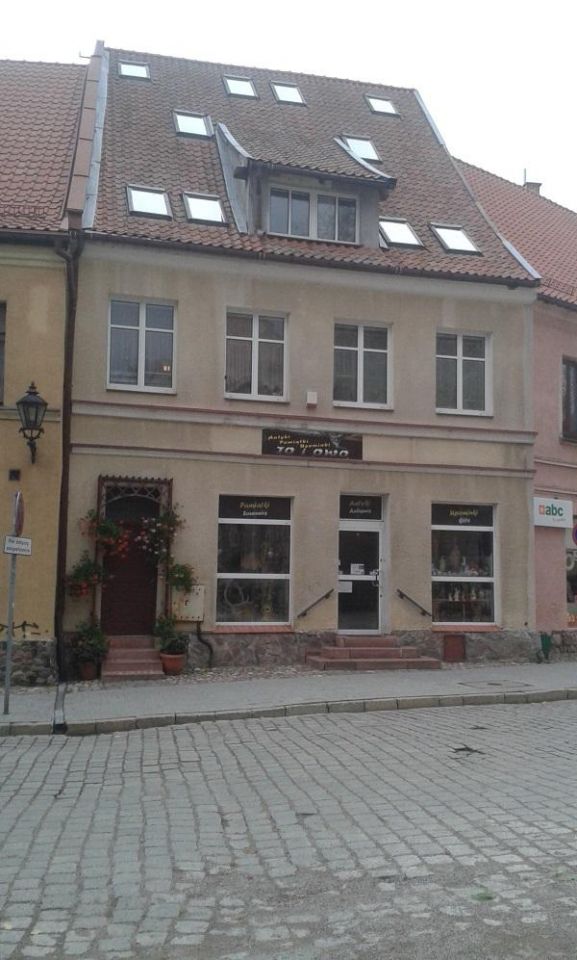 kamienica, 8 pokoi Reszel, ul. Rynek. Zdjęcie 3