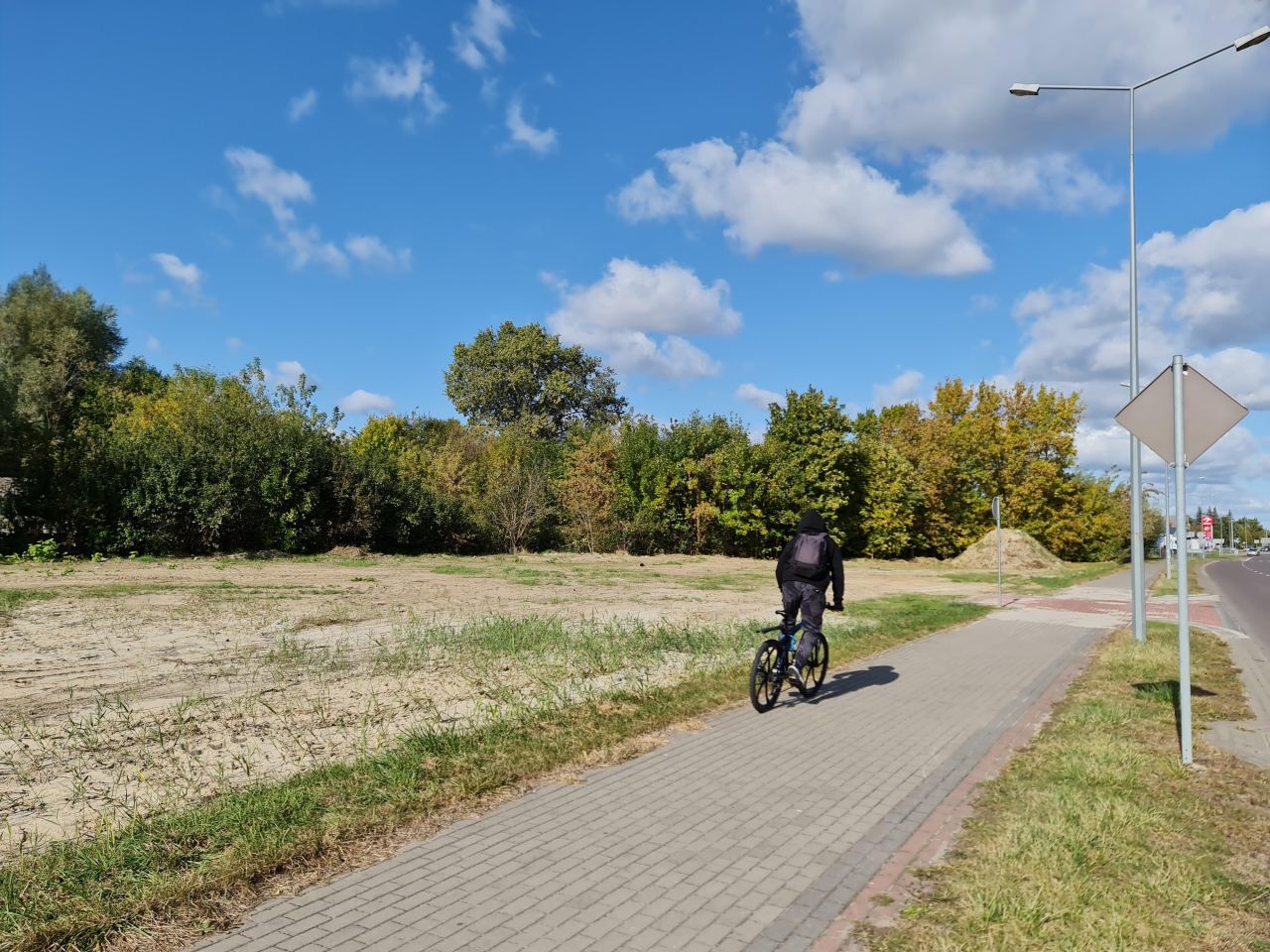 Działka inwestycyjna Łuków Nowy Łuków, ul. Aleje Lecha i Marii Kaczyńskich. Zdjęcie 3