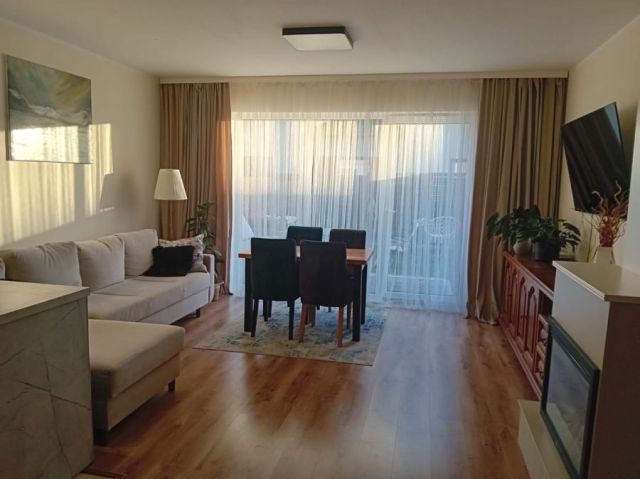 dom szeregowy, 4 pokoje Straszyn, ul. Księżycowa. Zdjęcie 1