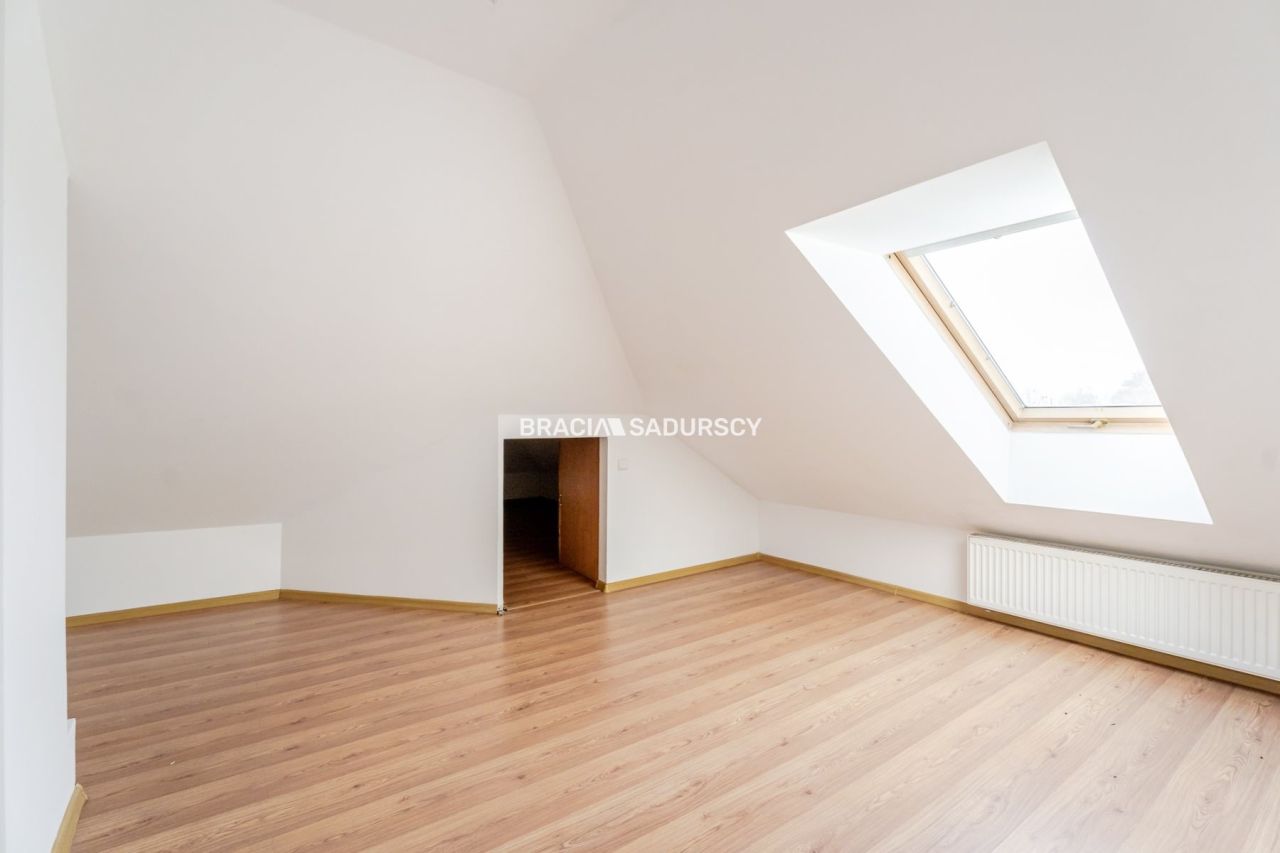 dom wolnostojący, 7 pokoi Skawina, ul. Wojska Polskiego. Zdjęcie 29