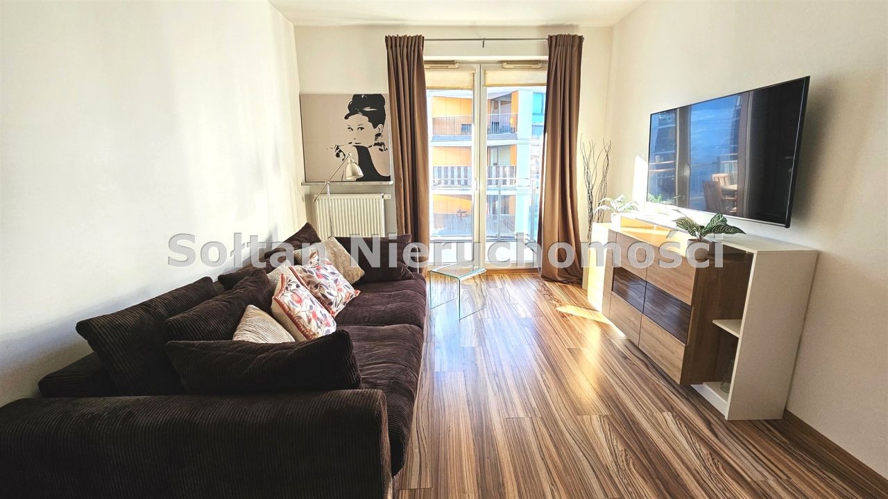 Mieszkanie 3-pokojowe Warszawa Gocław, ul. gen. Tadeusza Bora-Komorowskiego. Zdjęcie 5