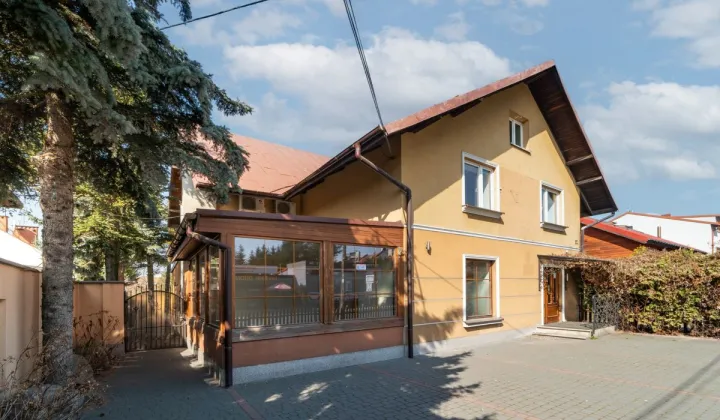 dom wolnostojący, 12 pokoi Warszawa Włochy, ul. Ryżowa