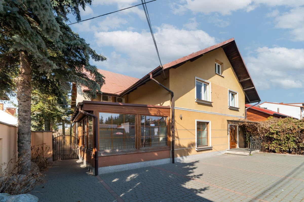 dom wolnostojący, 12 pokoi Warszawa Włochy, ul. Ryżowa. Zdjęcie 1