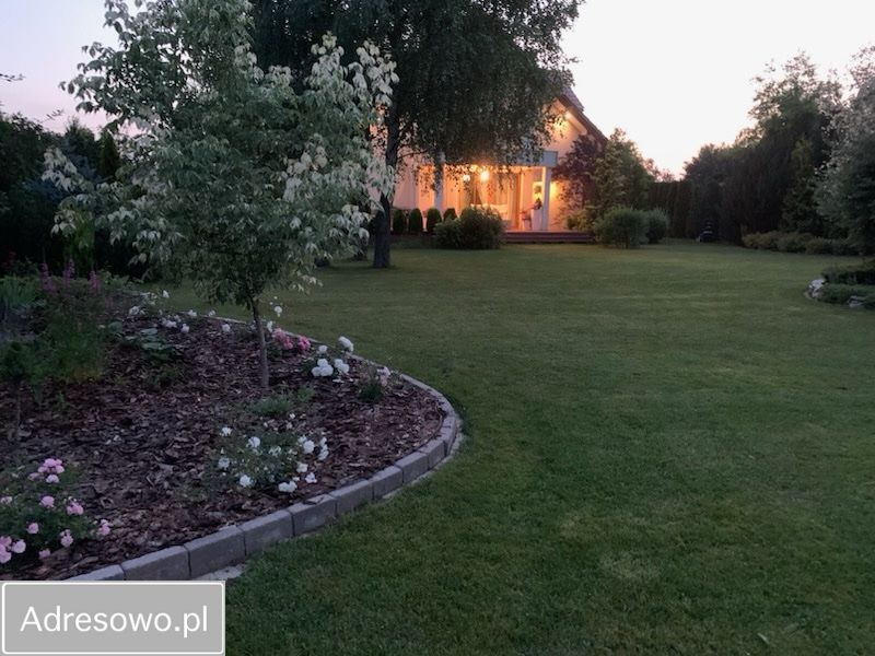 dom wolnostojący, 9 pokoi Aleksandrów. Zdjęcie 2