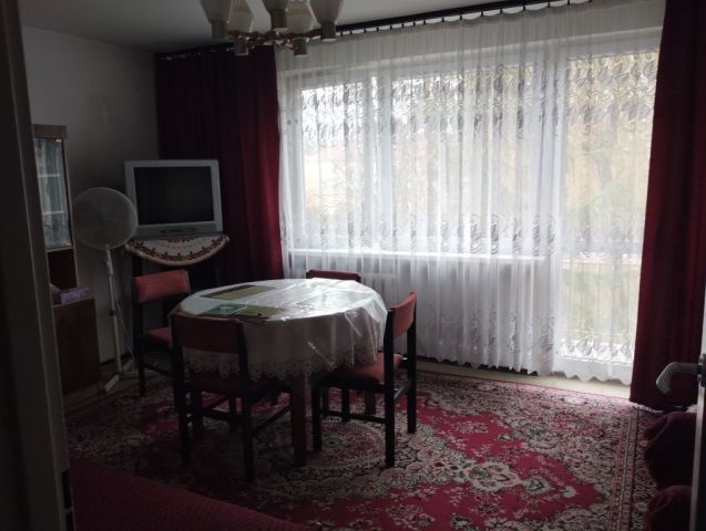 Mieszkanie 3-pokojowe Pionki, ul. Jordanowska. Zdjęcie 1