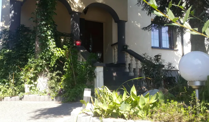 bliźniak, 5 pokoi Starachowice Wanacja, ul. Miodowa