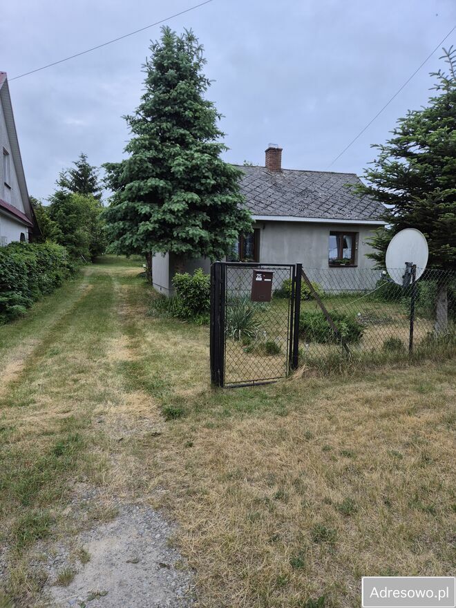 dom wolnostojący, 2 pokoje Majdan Mały. Zdjęcie 1
