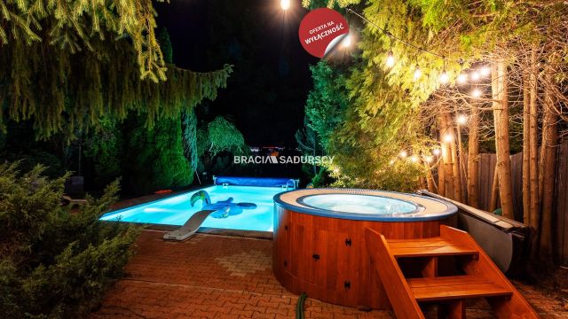 dom wolnostojący, 5 pokoi Kraków Swoszowice, ul. Tadeusza Ważewskiego. Zdjęcie 1