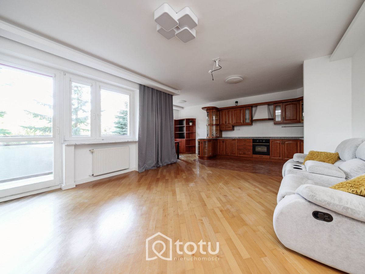 Mieszkanie 3-pokojowe Warszawa, ul. Ekologiczna. Zdjęcie 3