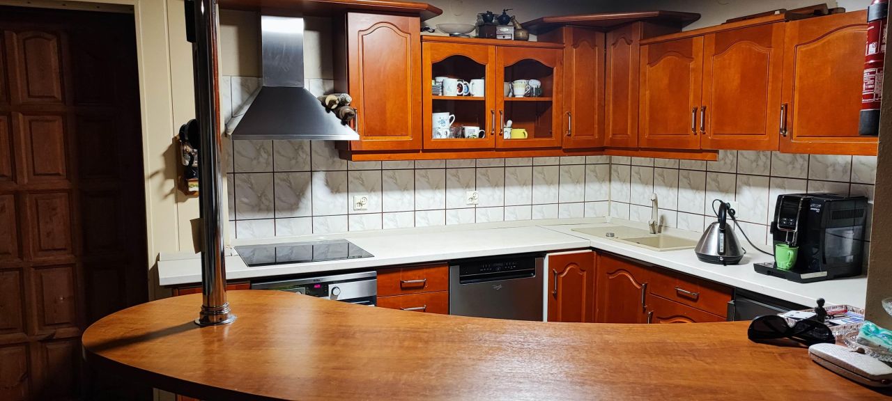 dom wolnostojący, 5 pokoi Tarnowiec. Zdjęcie 14