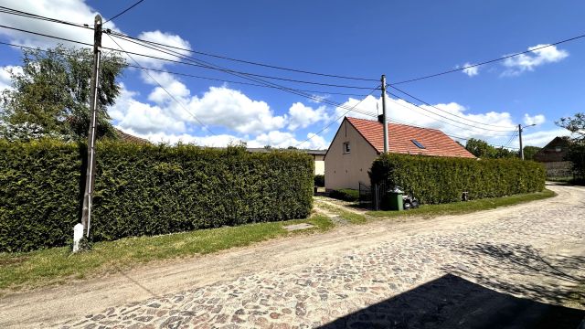 dom wolnostojący, 4 pokoje Rogów Wołowski. Zdjęcie 1