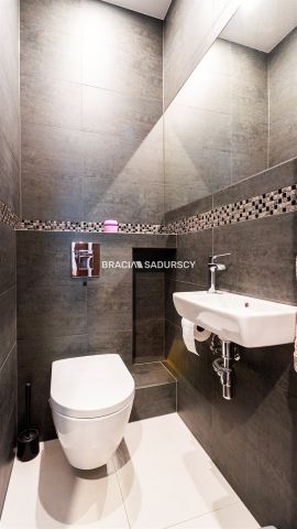 Mieszkanie 4-pokojowe Tomaszowice, ul. Kolberga. Zdjęcie 9