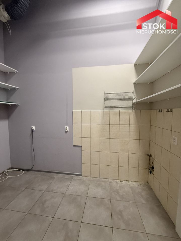 Lokal Białystok Piaski, ul. Prezydenta Ryszarda Kaczorowskiego. Zdjęcie 13