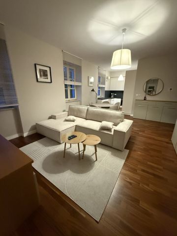 Mieszkanie 2-pokojowe Kraków Stare Miasto, ul. Sukiennicza. Zdjęcie 1