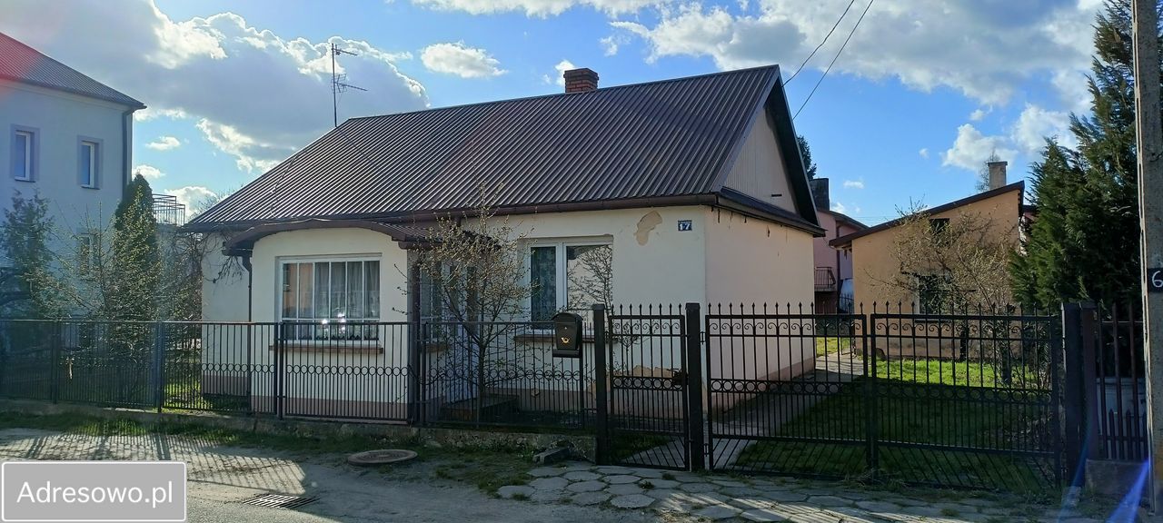 dom wolnostojący, 2 pokoje Biała Podlaska. Zdjęcie 1