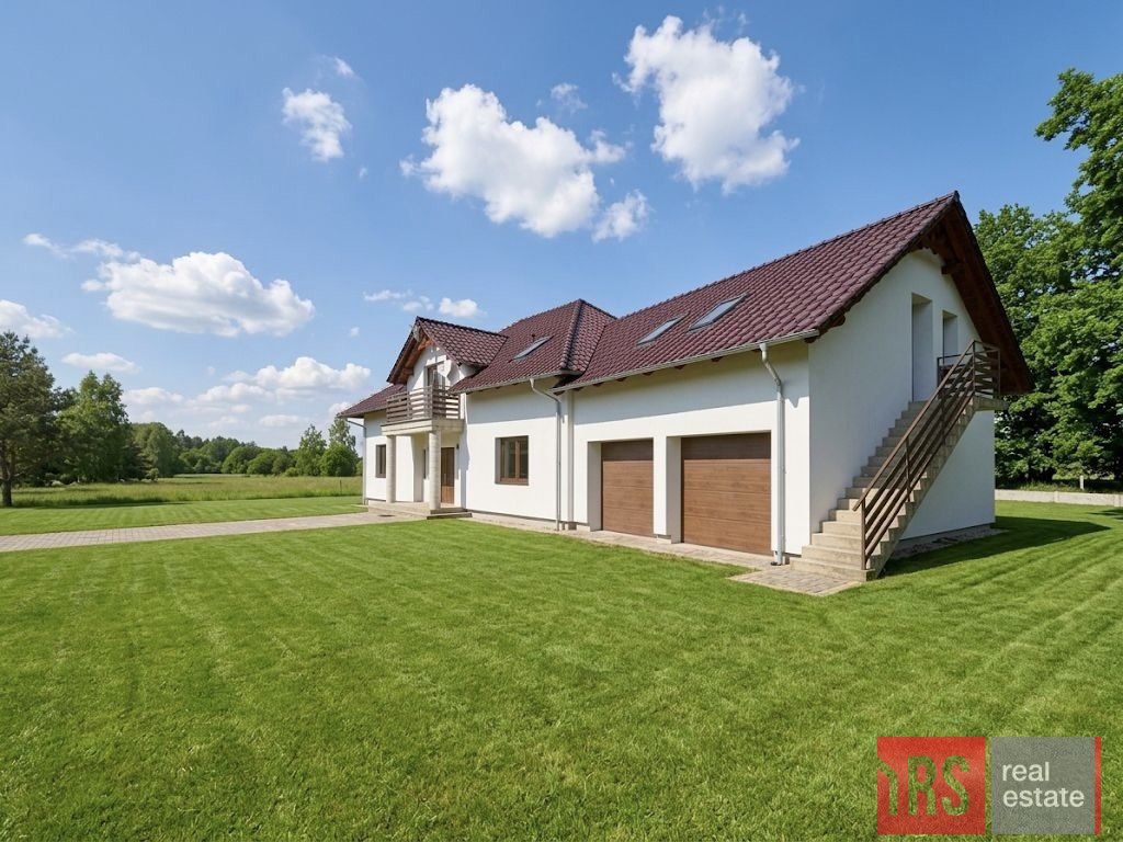 dom wolnostojący, 10 pokoi Dychów. Zdjęcie 2