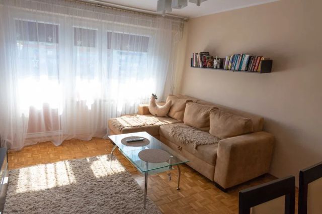 Mieszkanie 3-pokojowe Wyszków Centrum, ul. Pułtuska. Zdjęcie 1