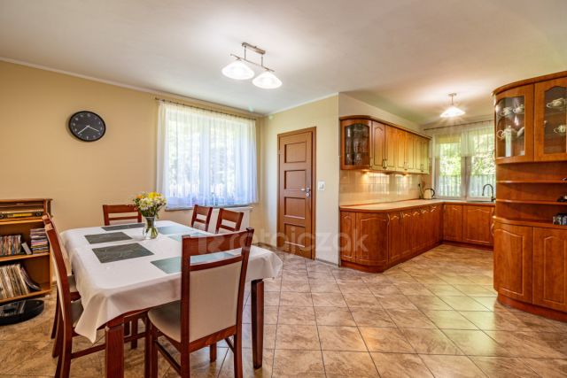 dom wolnostojący, 7 pokoi Szczenurze. Zdjęcie 4