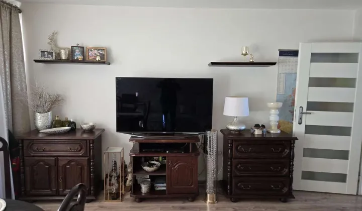 Mieszkanie 3-pokojowe Piastów