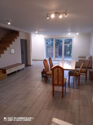 Mieszkanie 4-pokojowe Luboń. Zdjęcie 1