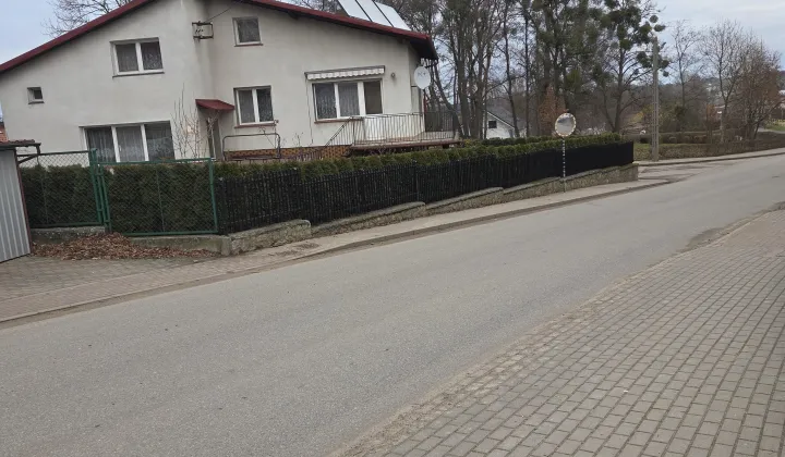 dom wolnostojący, 6 pokoi Dzierzgoń, krzywa