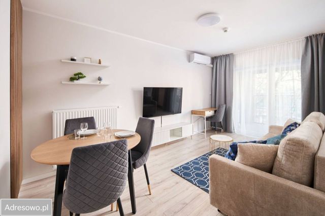 Mieszkanie 2-pokojowe Wrocław Krzyki, ul. gen. Antoniego Madalińskiego. Zdjęcie 1