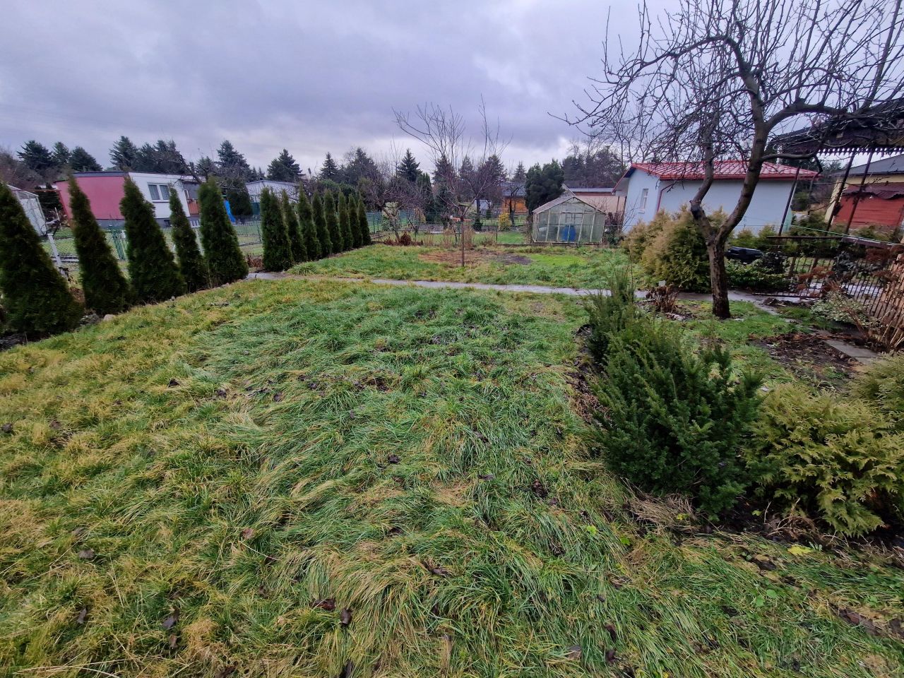 Działka rekreacyjna Łódź Dąbrowa, ul. gen. Jarosława Dąbrowskiego