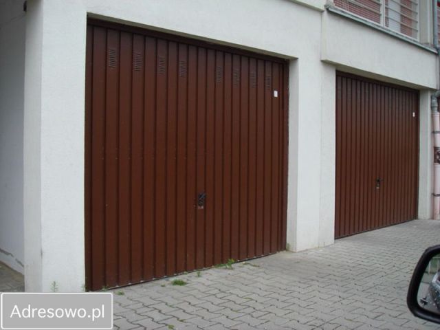 Garaż/miejsce parkingowe Poznań Stare Miasto, ul. Błażeja. Zdjęcie 1