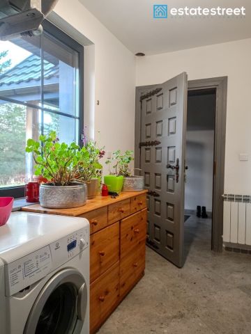 dom wolnostojący, 5 pokoi Bereżnica Wyżna. Zdjęcie 28