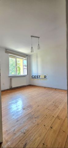 Mieszkanie 3-pokojowe Dzierżoniów, ul. Henryka Sienkiewicza. Zdjęcie 9