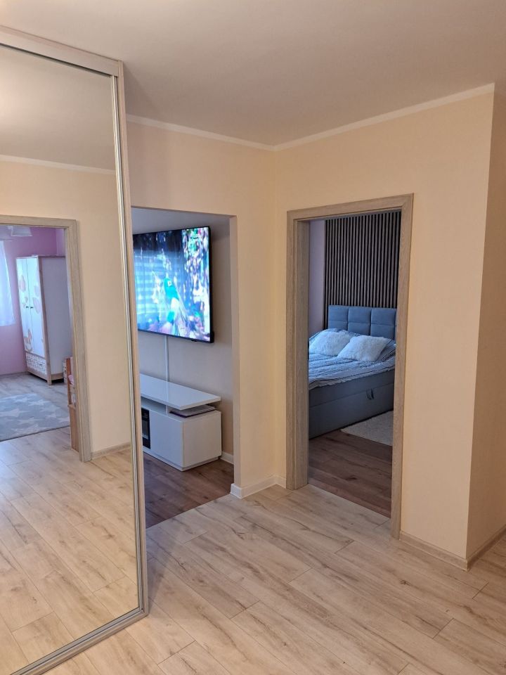 Mieszkanie 3-pokojowe Jelcz-Laskowice. Zdjęcie 6