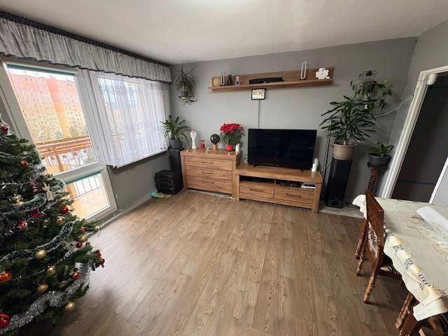 Mieszkanie 3-pokojowe Jelenia Góra Zabobrze, ul. Zygmunta Noskowskiego. Zdjęcie 3