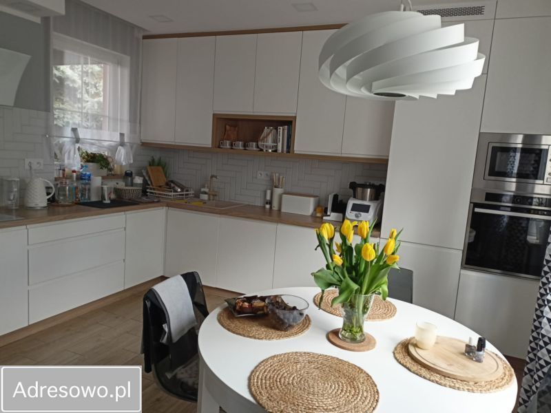 dom wolnostojący, 4 pokoje Księginice. Zdjęcie 19