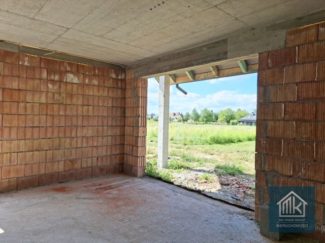 dom wolnostojący, 5 pokoi Kłaj. Zdjęcie 12