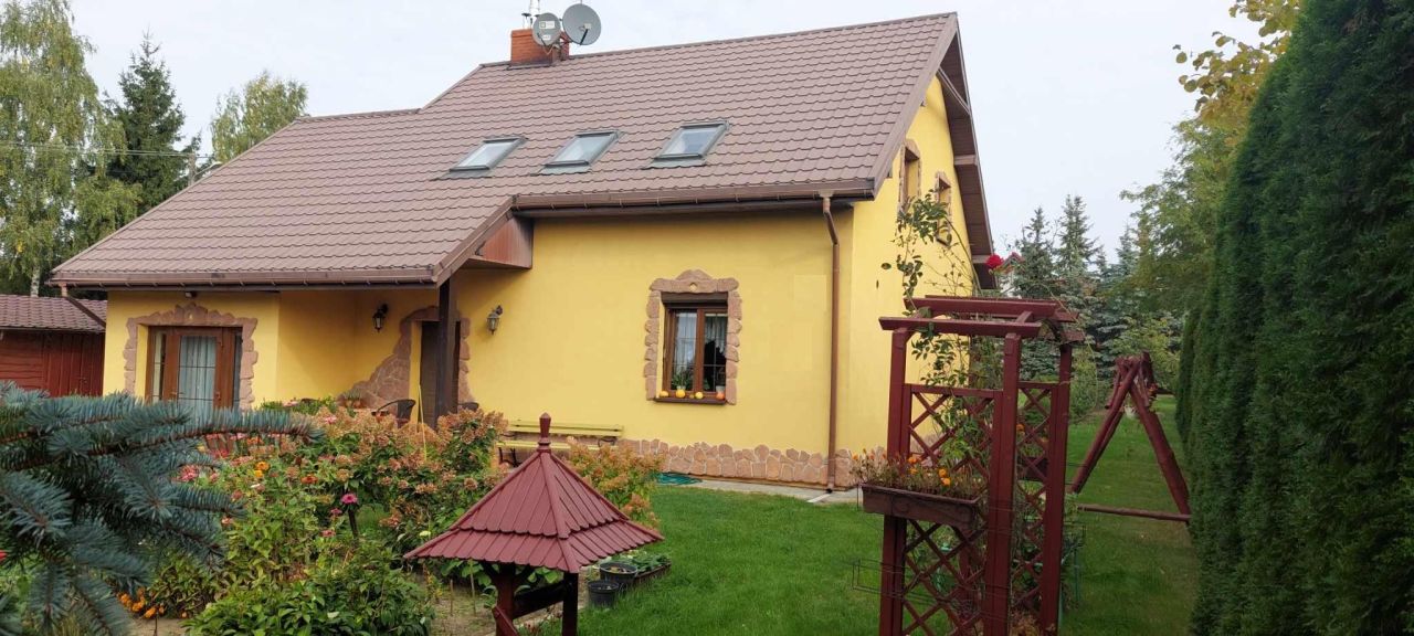 dom wolnostojący, 5 pokoi Jachranka, ul. Letnia