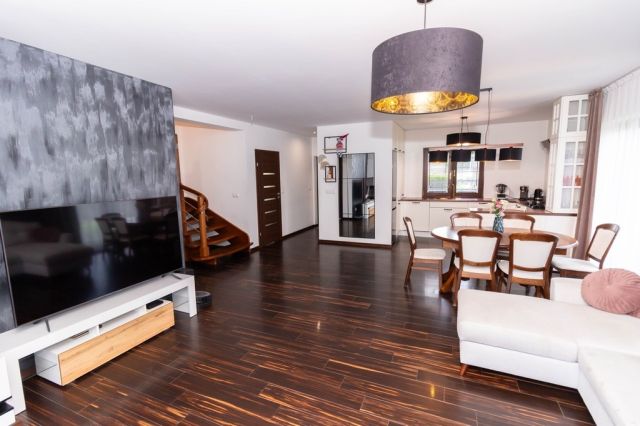 dom wolnostojący, 4 pokoje Bodzechów. Zdjęcie 7