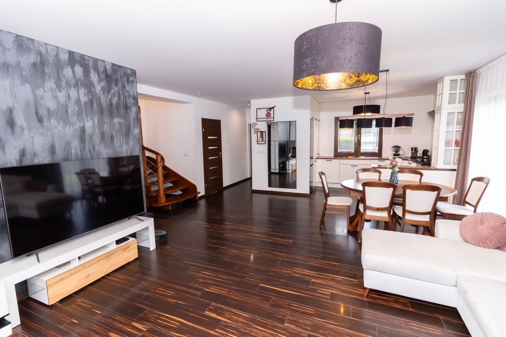 dom wolnostojący, 4 pokoje Bodzechów. Zdjęcie 7