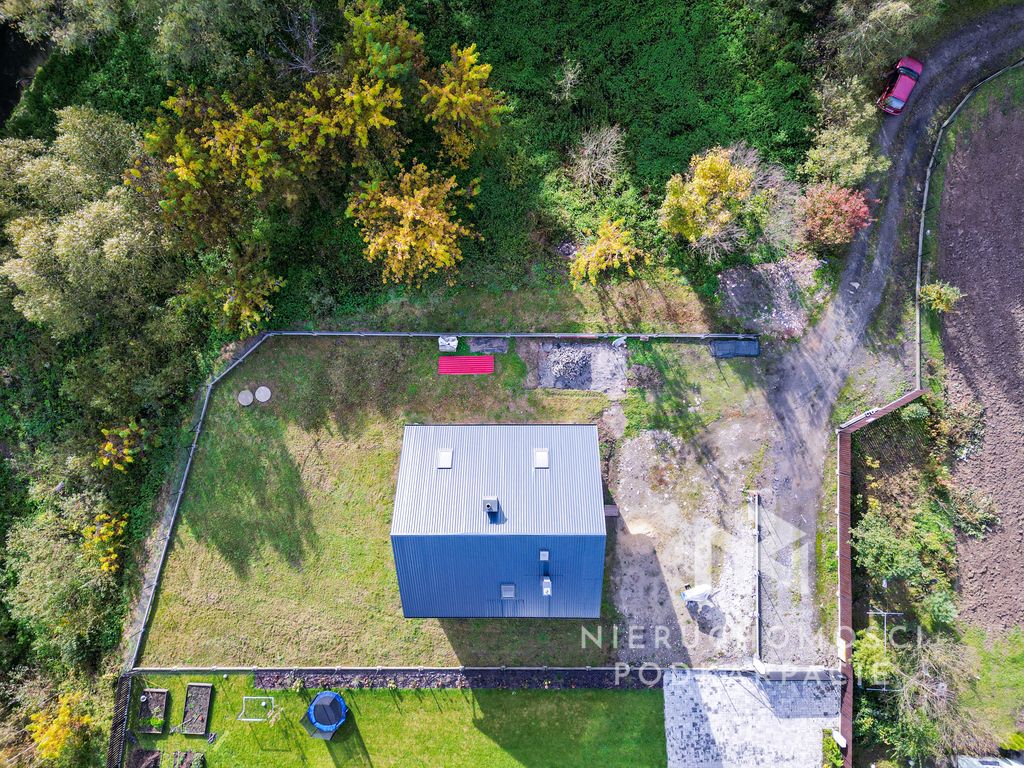 dom wolnostojący, 5 pokoi Nowy Borek. Zdjęcie 8