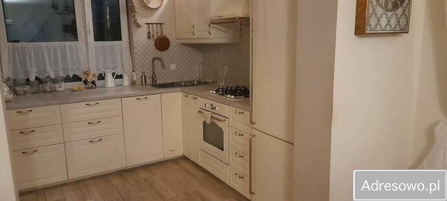 dom wolnostojący, 7 pokoi Skubianka, ul. Korzenna. Zdjęcie 2