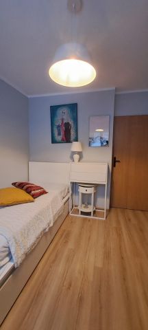 Mieszkanie 4-pokojowe Gdynia Obłuże, ul. Stolarska. Zdjęcie 8